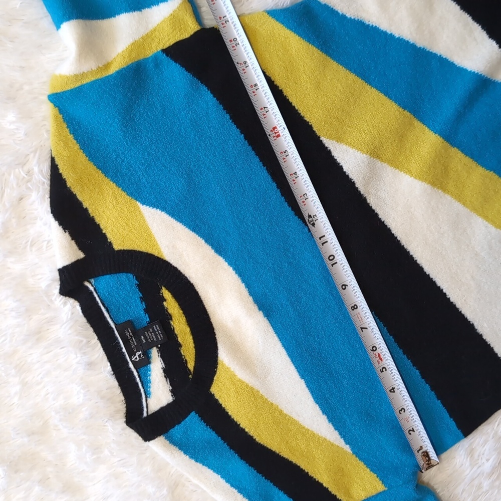 Alison Sheri Abstract Striped Acrylic Sweater Black/Blue/Lime/White Size Medium - Picture 9 of 10